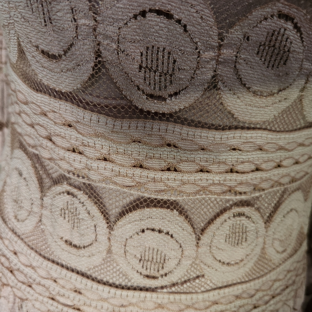 Sundance lace maxi dress fully lined - Picture 8 of 16